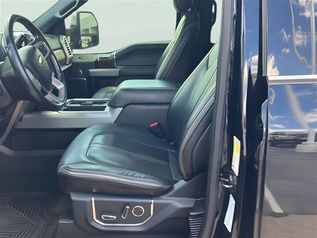 2017 Ford Super Duty F-350 Platinum