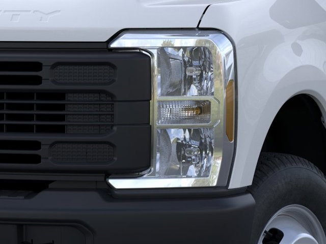 2025 Ford Super Duty F-350 DRW XL