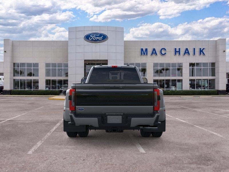 2026 Ford Super Duty F-350 Drw Platinum