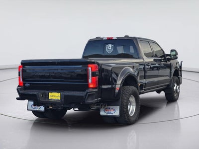 2025 Ford Super Duty F-350 Drw Platinum
