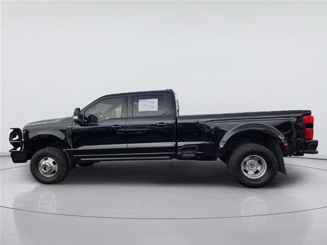 2025 Ford Super Duty F-350 Drw Platinum