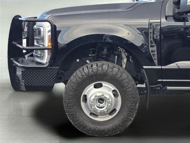 2025 Ford Super Duty F-350 Drw Platinum