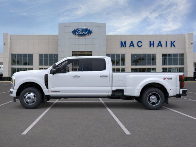 2026 Ford Super Duty F-350 DRW Platinum