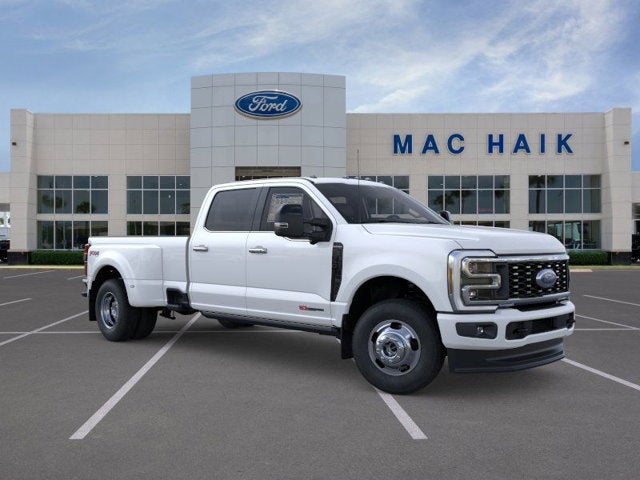 2026 Ford Super Duty F-350 DRW Platinum