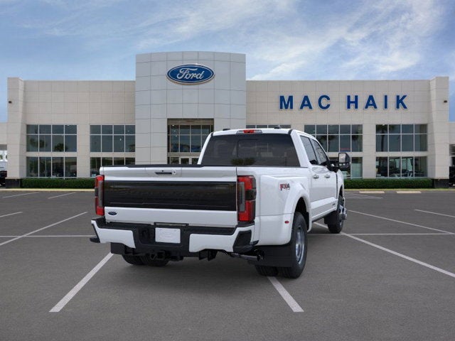 2026 Ford Super Duty F-350 DRW Platinum