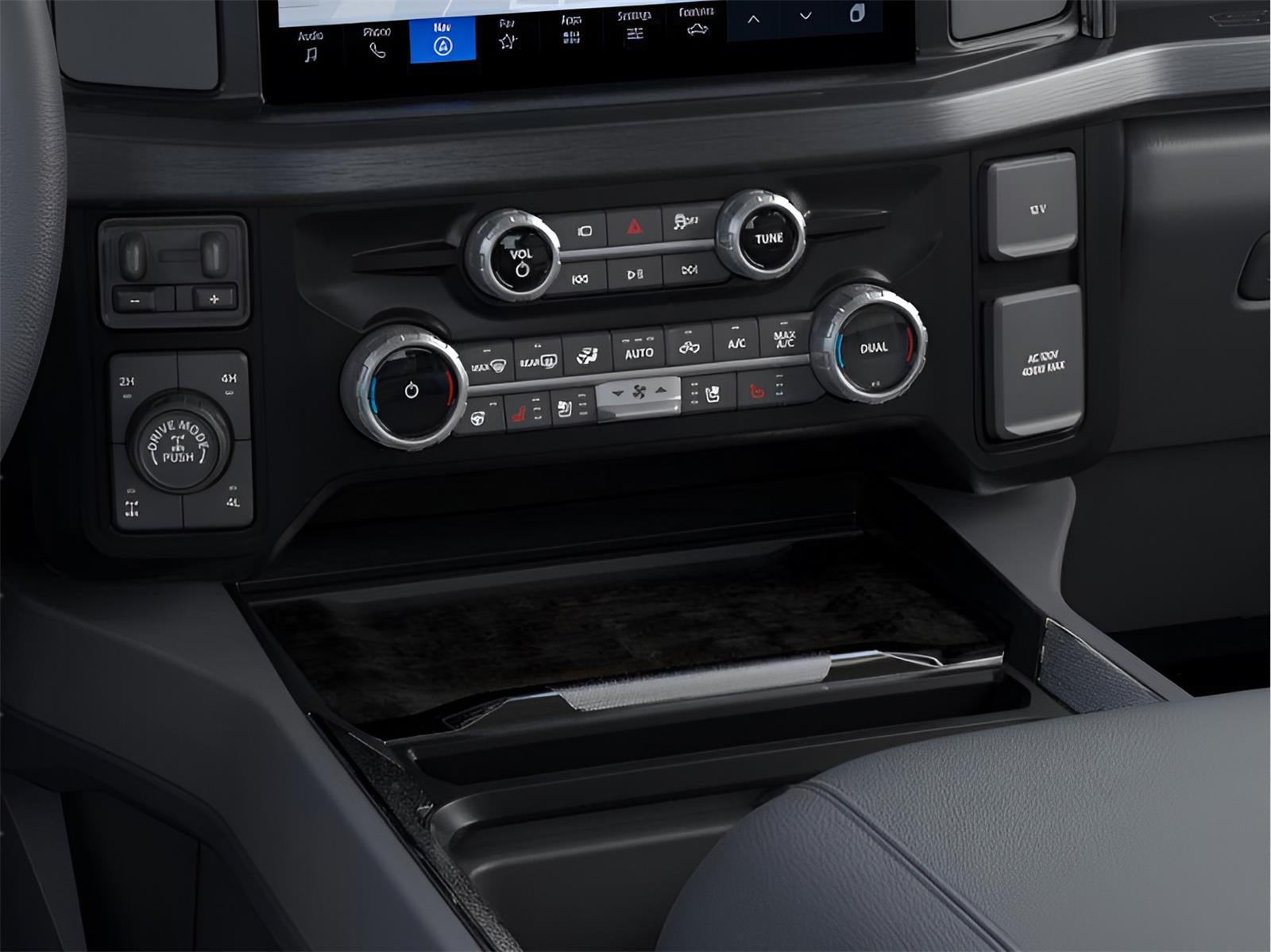 2026 Ford Super Duty F-350 DRW Lariat