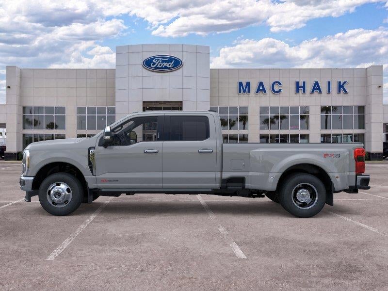 2026 Ford Super Duty F-350 DRW Lariat
