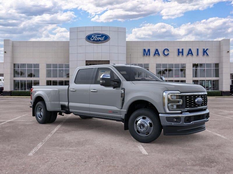 2026 Ford Super Duty F-350 DRW Lariat