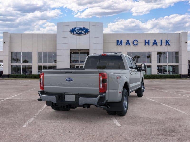 2026 Ford Super Duty F-350 DRW Lariat
