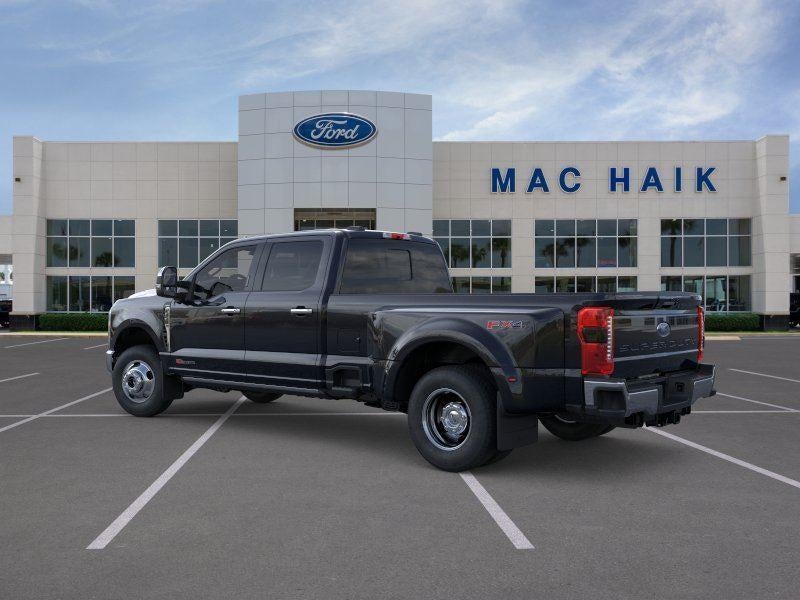 2026 Ford Super Duty F-350 DRW LARIAT