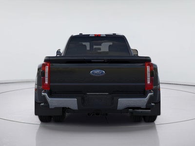 2026 Ford Super Duty F-350 DRW LARIAT