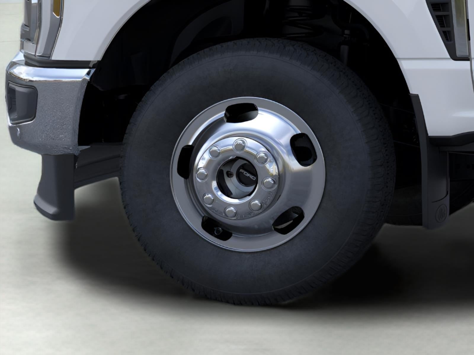 2026 Ford Super Duty F-350 DRW LARIAT