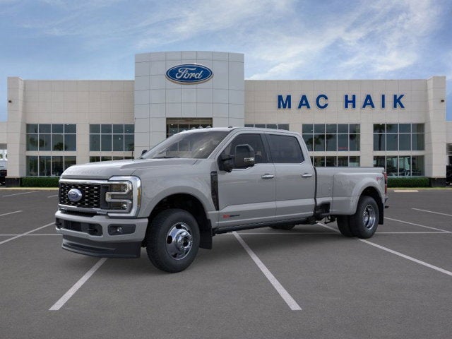 2026 Ford Super Duty F-350 DRW Platinum