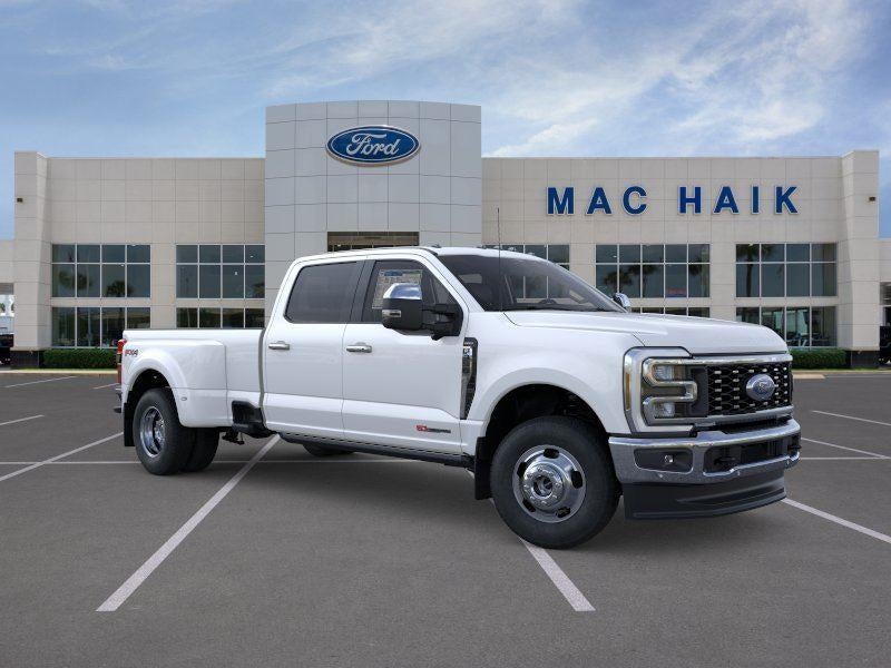 2026 Ford Super Duty F-350 DRW LARIAT