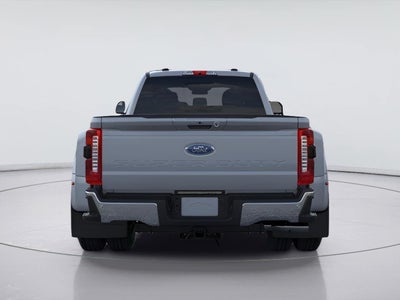 2026 Ford Super Duty F-350 Drw Lariat