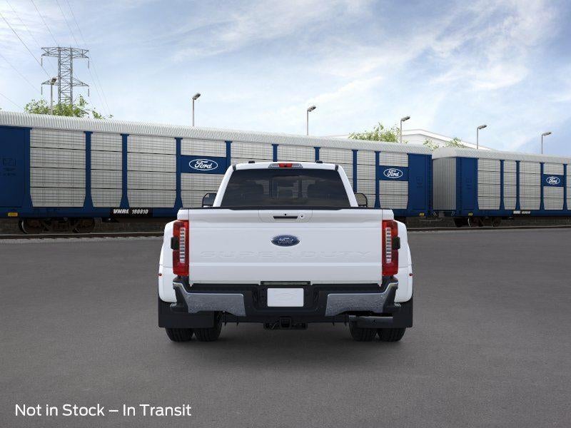 2026 Ford Super Duty F-350 DRW Lariat