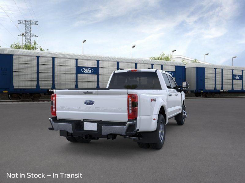 2026 Ford Super Duty F-350 DRW Lariat
