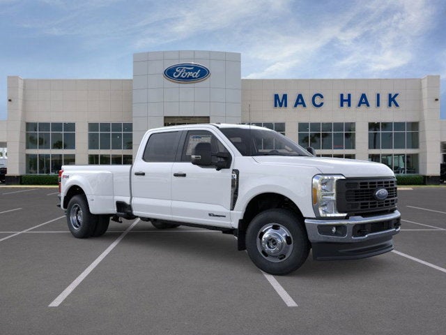 2026 Ford Super Duty F-350 DRW XL