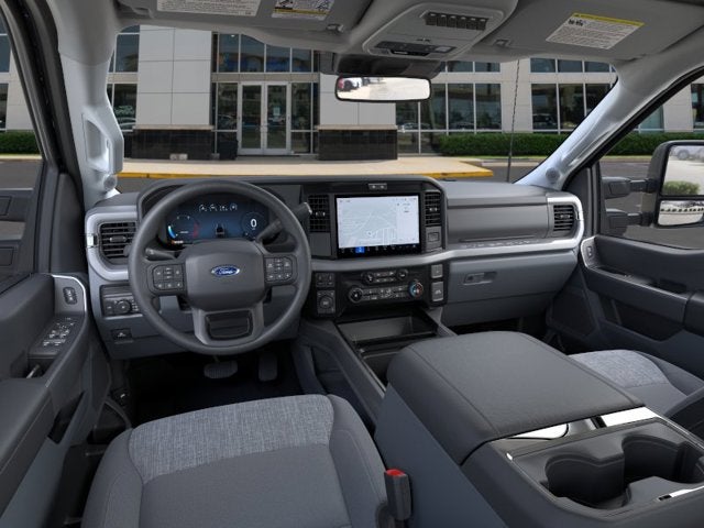 2026 Ford Super Duty F-350 DRW XLT