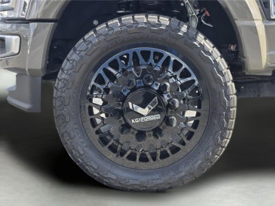 2026 Ford Super Duty F-450 Drw Platinum