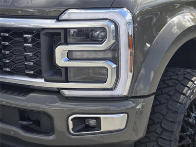 2026 Ford Super Duty F-450 Drw Platinum