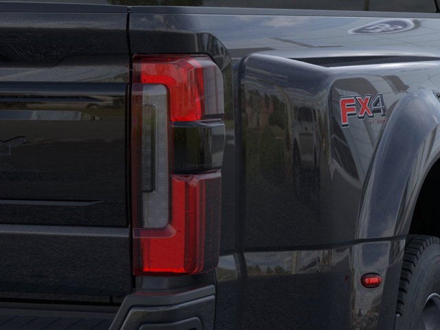 2026 Ford Super Duty F-450 DRW Platinum