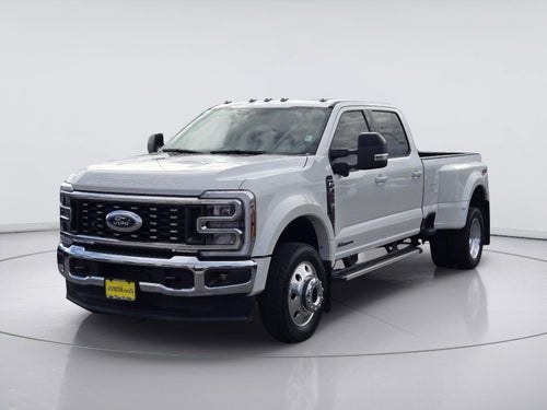2026 Ford Super Duty F-450 DRW Lariat