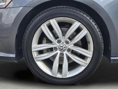 2019 Volkswagen Passat 2.0T Wolfsburg Edition