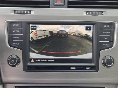 2017 Volkswagen Golf TSI SE