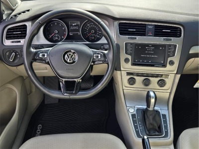 2017 Volkswagen Golf TSI SE