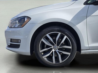 2017 Volkswagen Golf SE