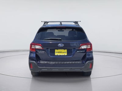 2018 Subaru Outback Touring