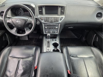 2017 Nissan Pathfinder SL