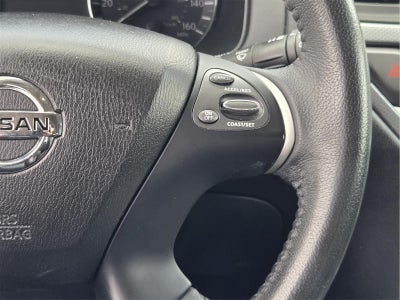 2017 Nissan Pathfinder SL