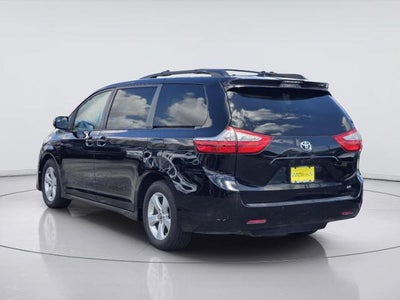 2018 Toyota Sienna LE 8-Passenger