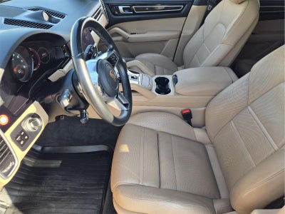 2021 Porsche Cayenne Base