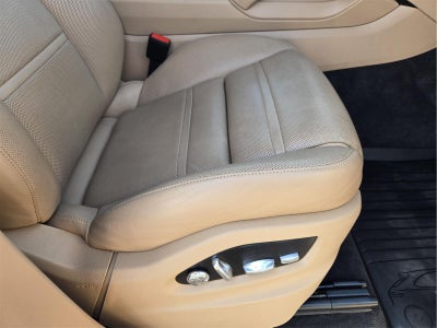 2021 Porsche Cayenne Base