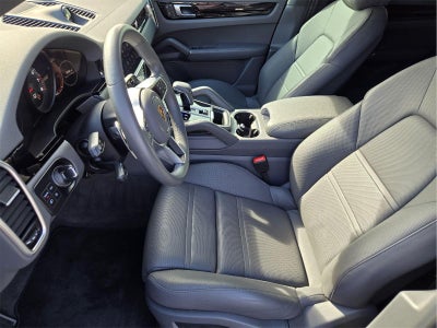 2022 Porsche Cayenne Platinum Edition