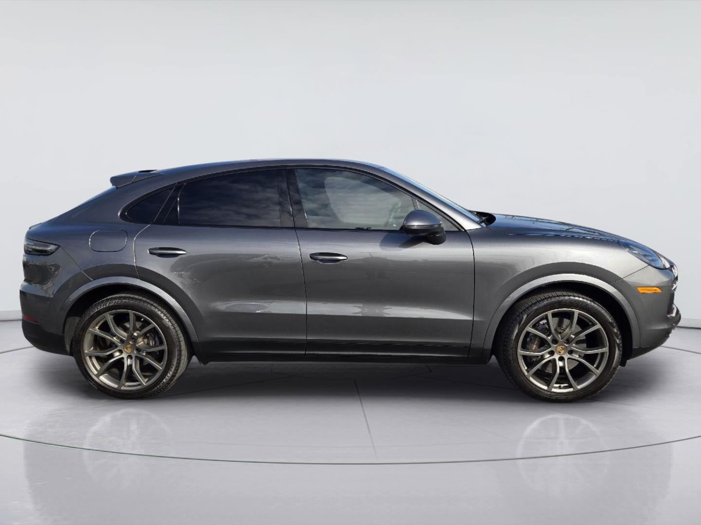 2022 Porsche Cayenne Platinum Edition
