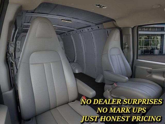 2026 Chevrolet Express Cargo 1WT