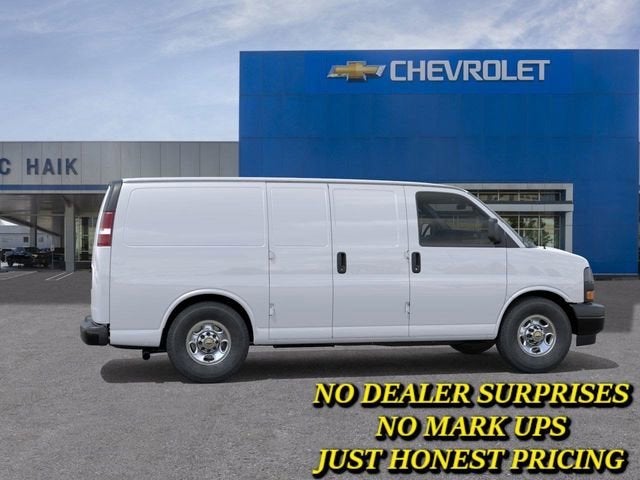 2026 Chevrolet Express Cargo 1WT