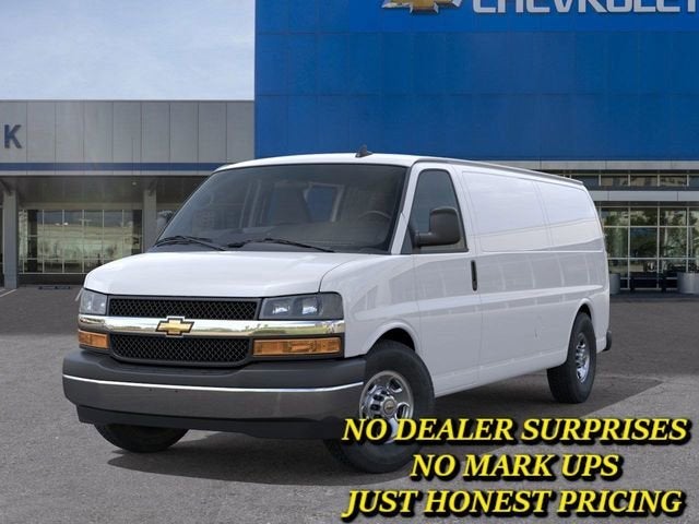2025 Chevrolet Express Cargo WT