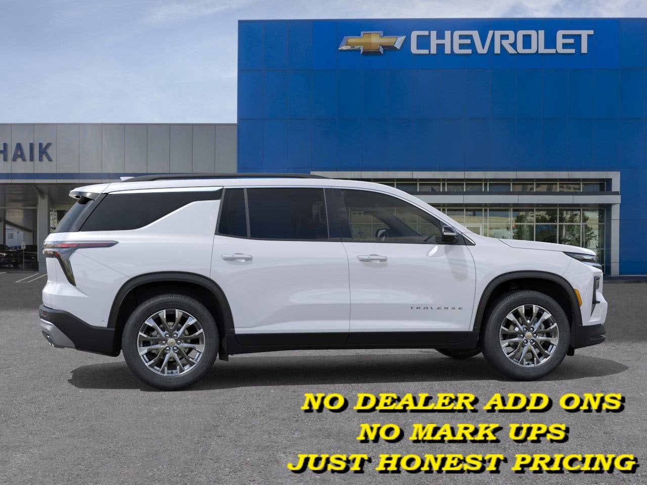 2026 Chevrolet Traverse FWD LT