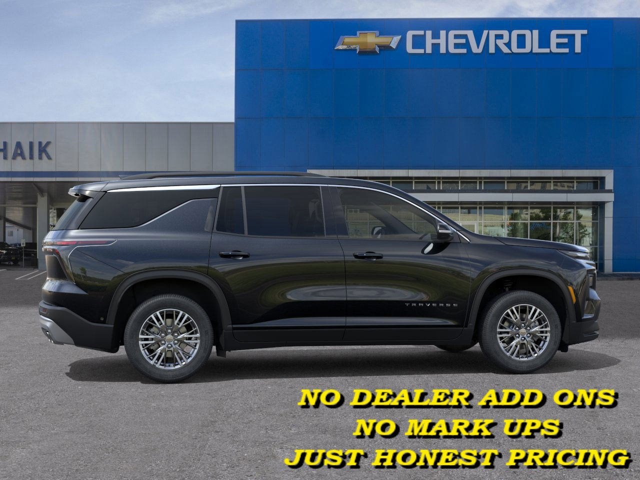 2026 Chevrolet Traverse FWD LT