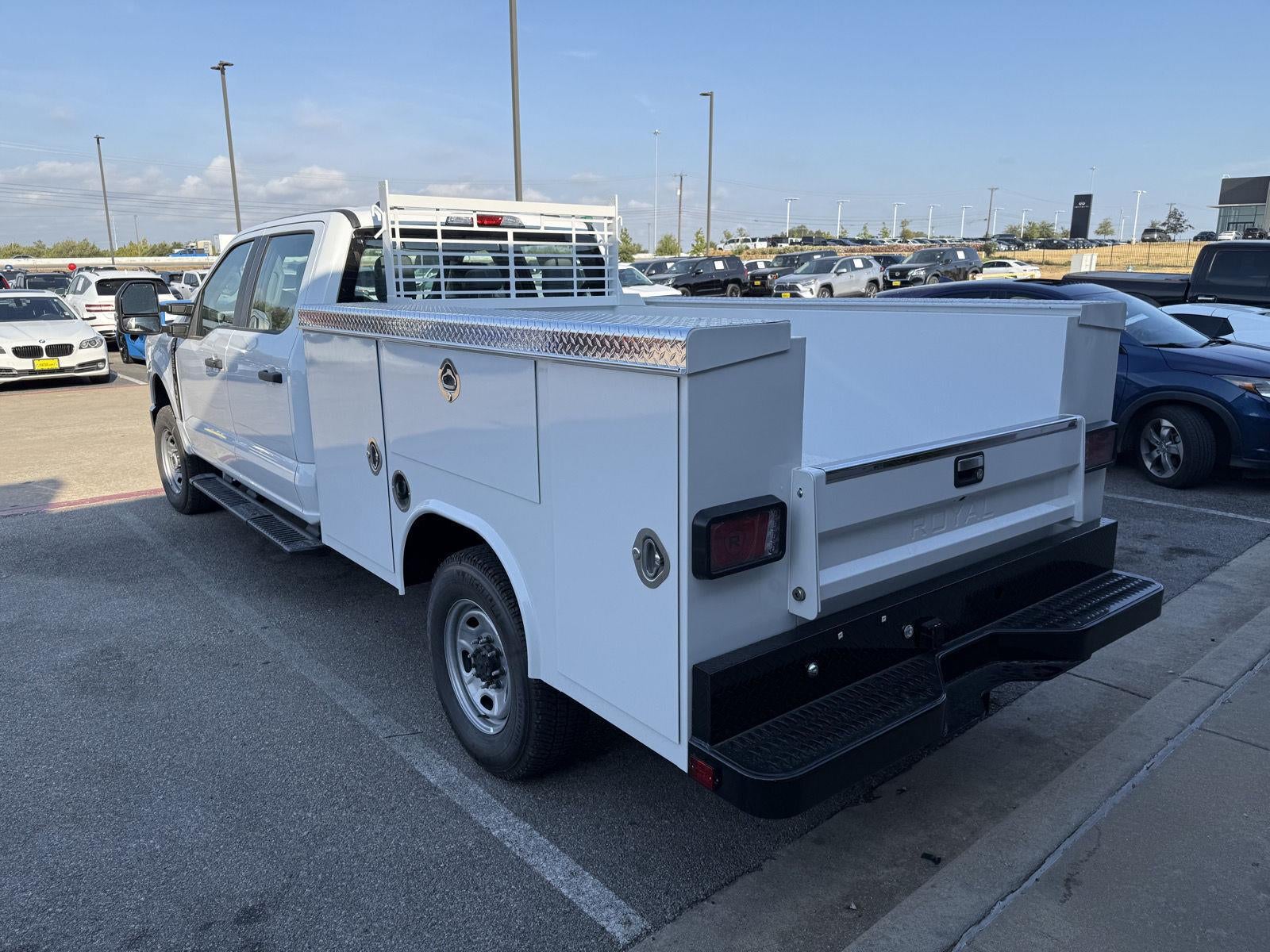 2027 Ford Super Duty F-250 SRW XL