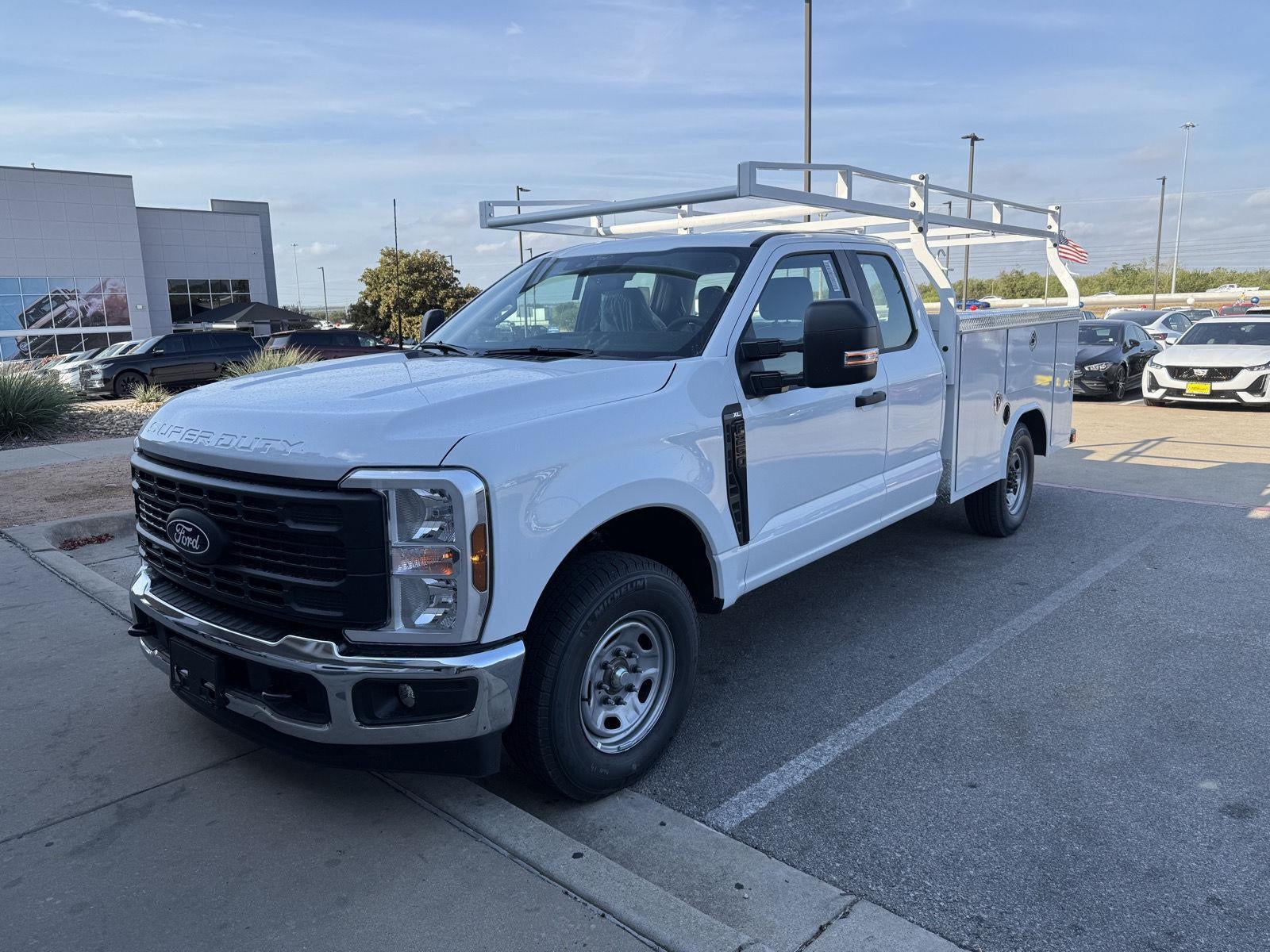 2027 Ford Super Duty F-250 SRW XL