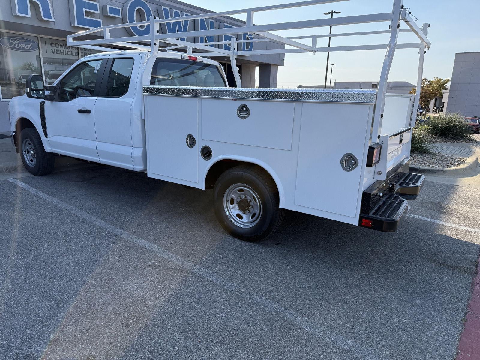 2027 Ford Super Duty F-250 SRW XL