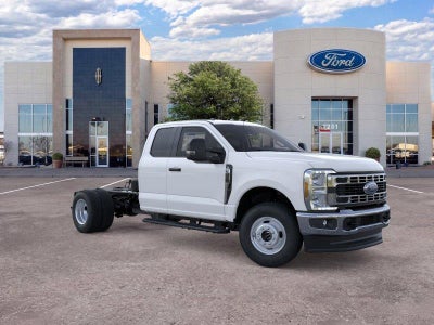 2026 Ford Super Duty F-350 Drw XL