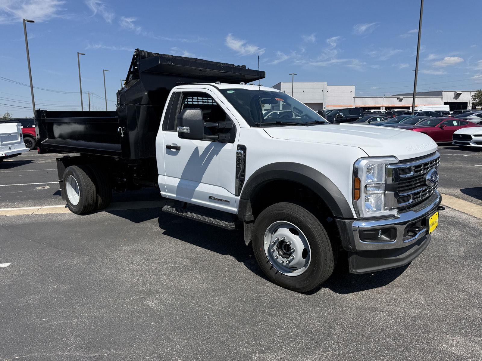 2026 Ford Super Duty F-600 Drw XL