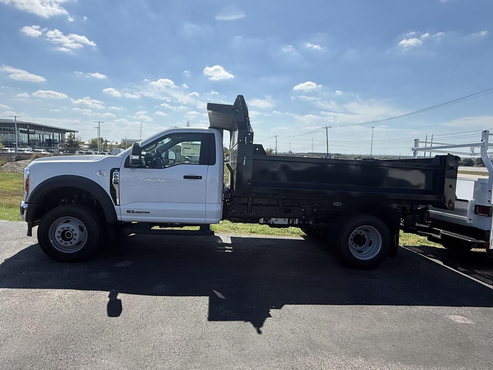 2026 Ford Super Duty F-600 Drw XL